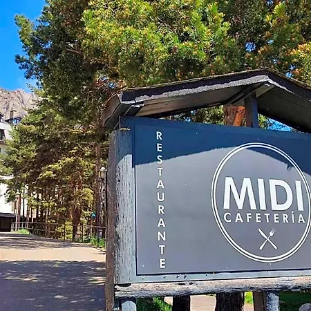 Hotel Midi 3000 *